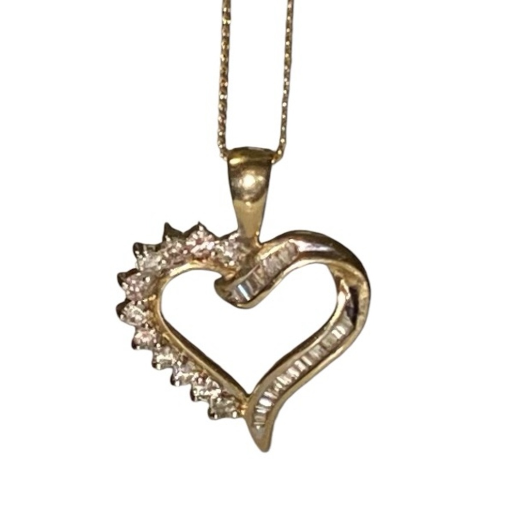 Vintage 10K GoldHeart round Baguette .5CTTW Diamonds w/14k Italian box chain - Picture 5 of 9